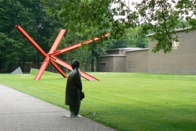 Kröller-Müller Museum and National Park Private Day Tour from Amsterdam - Hotel pickup to the opening views: setting the tone before art and biking