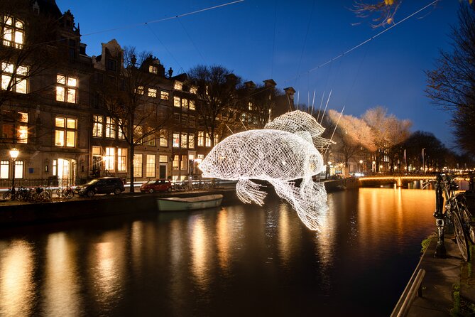 Light Festival Boat Tour max. 10 Guests incl. Gluwhein/Snacks - Key Highlights Worth Prioritizing