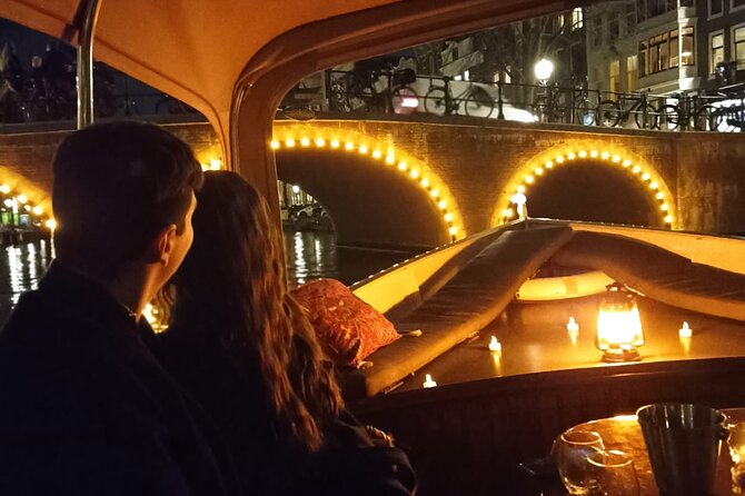 Light Festival Private Cruise incl Snacks and hot Gluhwein - The Bridge Lit With 1,000 Lights and the View of All 7 Bridges