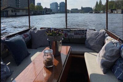 Luxury Amsterdam Canal Cruise – Unlimited Cocktails Included (1H) - Where the Boat Leaves From (and Why It Helps)