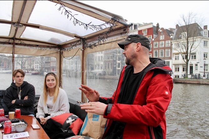 Luxury Amsterdam Canal Cruise – Unlimited Cocktails Included (1H) - Comfort on Board: Small Group, Big Views