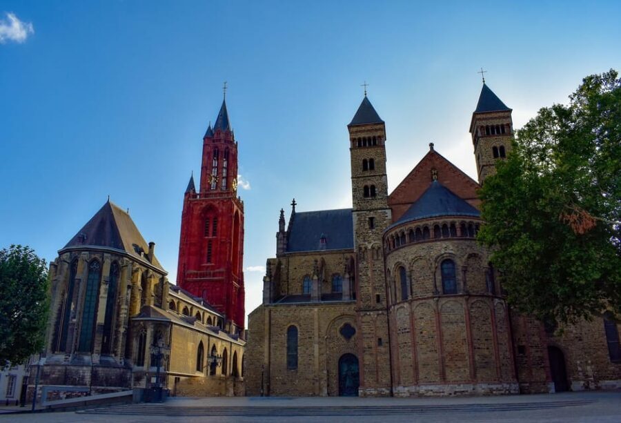 Maastricht: Day trip from Amsterdam with 3 country point - Price: does $162 feel worth it?