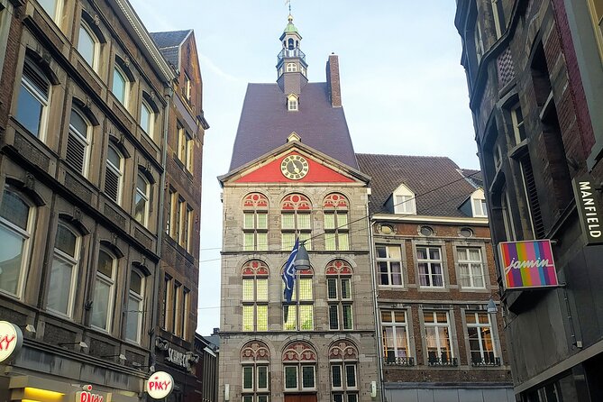 Maastricht Highlights 2 hours Private Walking Tour +Local Tasting - Roman leftovers you can actually see