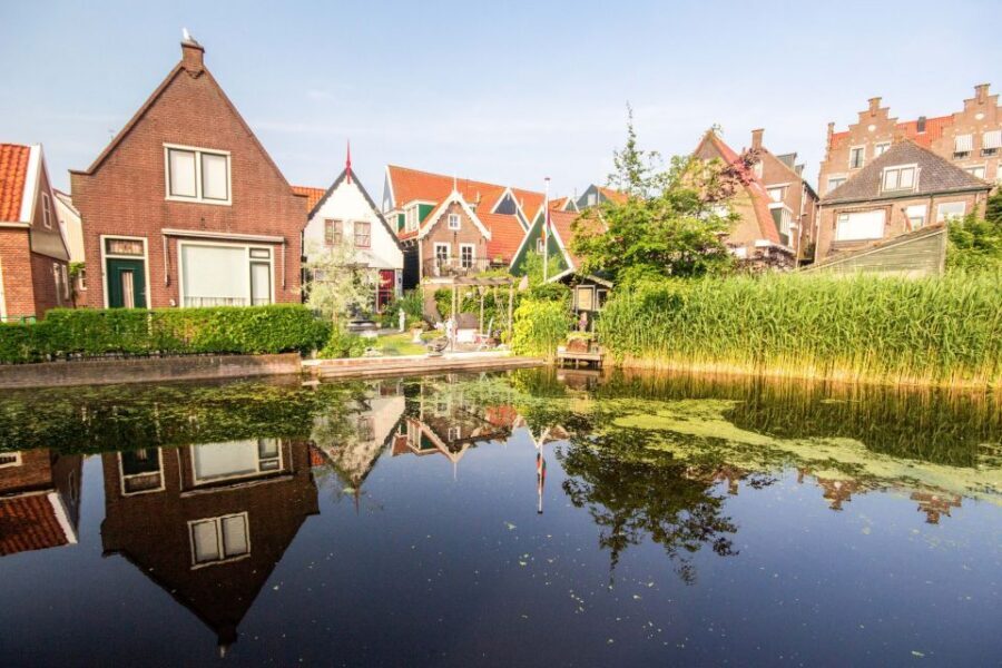 Marken, Volendam and Edam: Private Full-Day Tour - Should you book this Marken, Volendam and Edam private full-day tour?