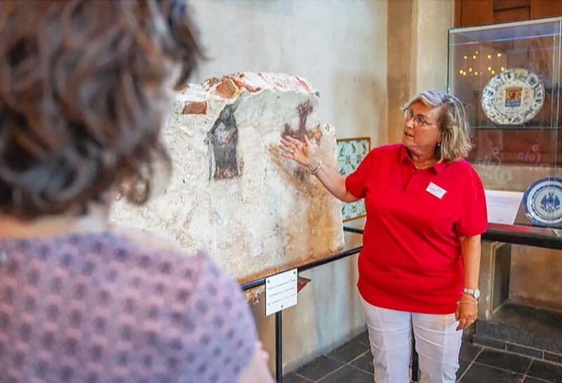 Middelburg: Guided Tour Townhall Middelburg - Price and value: what $14 gets you in an hour