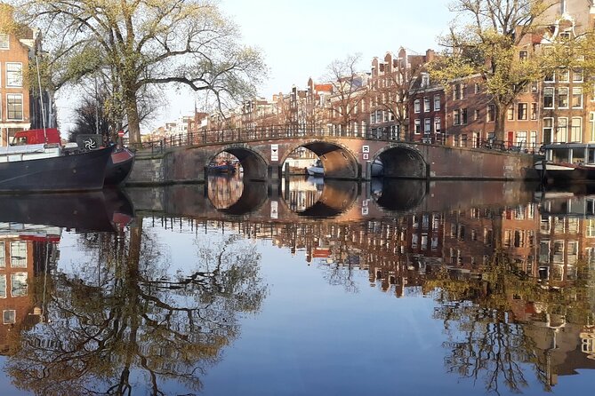 Morning Canal Cruise Amsterdam in Small-Group - Local storytelling that actually feels personal