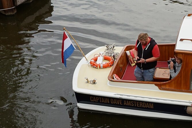Morning Canal Cruise Amsterdam in Small-Group - Getting on board at Prinsengracht 397 without the usual confusion