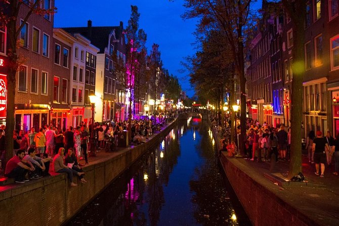 MUST DO: Amsterdam's Red Light District tour with a local - What you’ll see: stop-by-stop in the Old Town and Red Light District mix