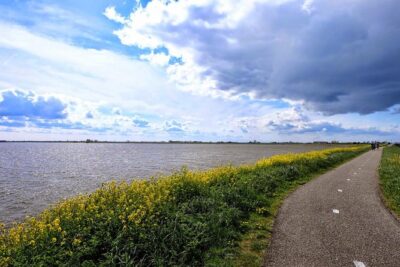 Off the Beaten Paths Dutch Landscape Private Tour 1/2 day Jaguar - Monnickendam and Edam: the cheese-town stops that feel authentically Dutch