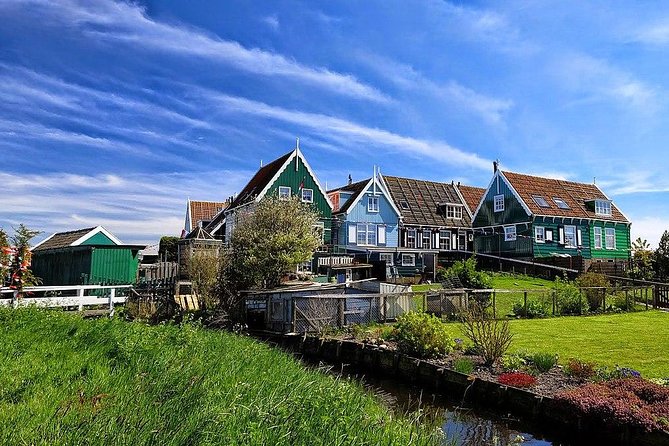 Off the Beaten Paths Dutch Landscape Private Tour 1/2 day Jaguar - Simonehoeve: cheese and clogs demonstration when you want the hands-on part