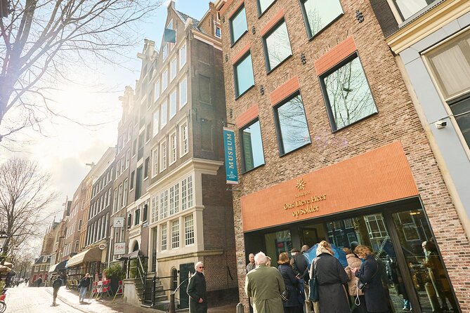 Our Lord in the Attic Museum Entrance Ticket in Amsterdam - Stairs, Heat, and Getting Your Bearings