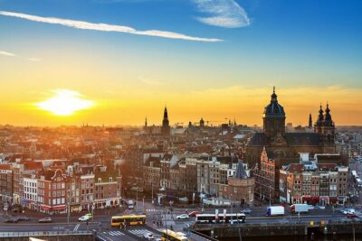 Panoramic Private City Tour in Amsterdam - Dam Square to the canal belt: the core sights, in a smart order