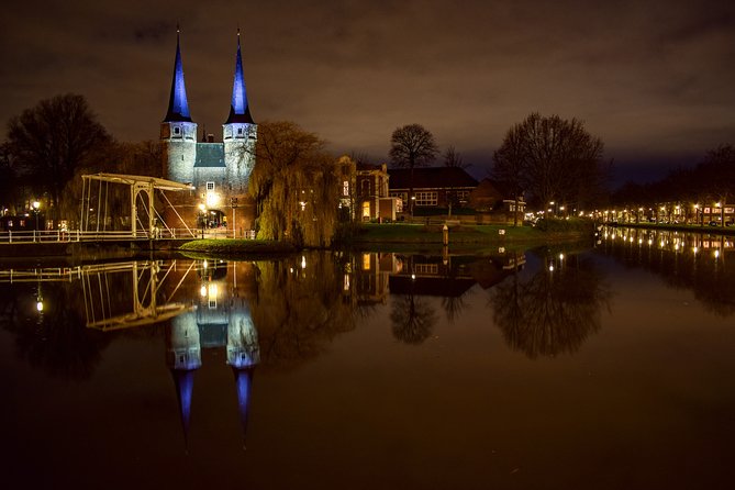 Photographic Tour in Delft Historical Center - Oostpoort: canal-and-river views that make your photos look “Delft”