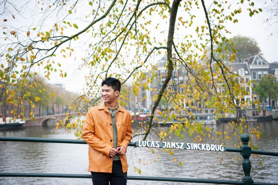 Photoshoot in or around Amsterdam - How the photographer helps you look natural (even if you hate posing)