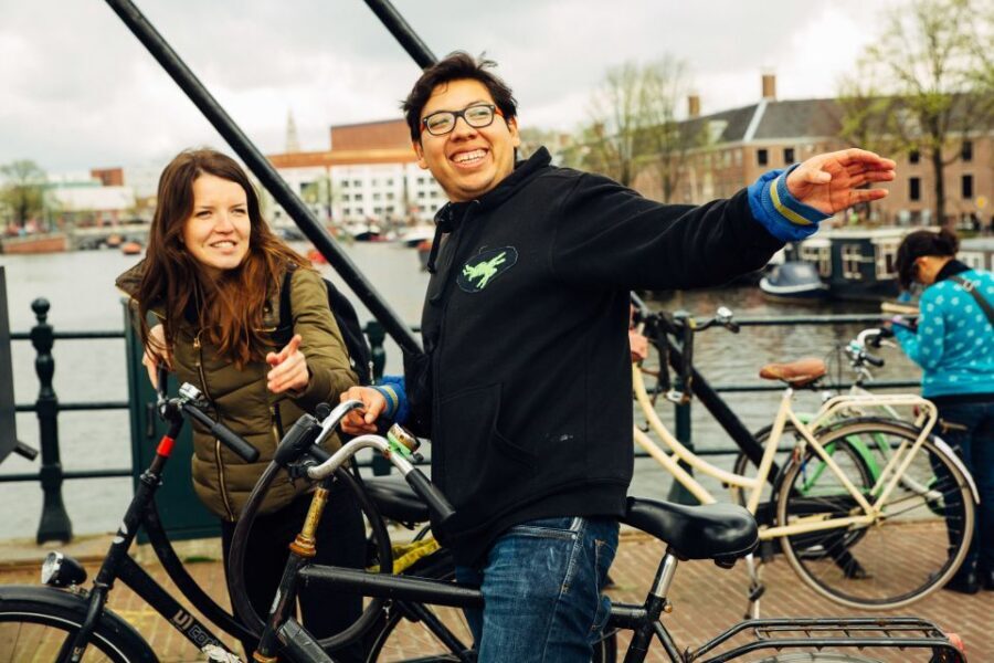 Private Amsterdam Bike Tour with a Local - Starting near Central Station: the calm beginning at Star Bikes