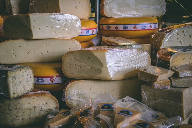 Private Amsterdam Food Tour with Local - Amsterdam Cheese Museum: what to listen for during the Gouda tastings