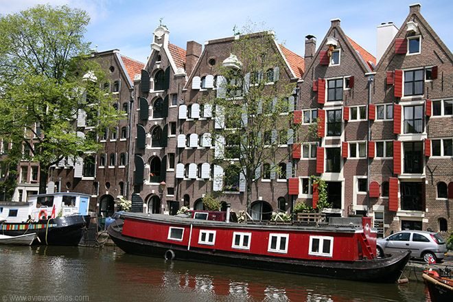 Private Amsterdam Walking Tour - The Jordaan and West Church: A Different Amsterdam Tone