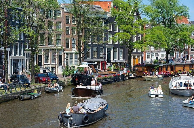Private Anne Frank tour with canal cruise - Amsterdam Canal Ring cruise: why the 1-hour segment matters