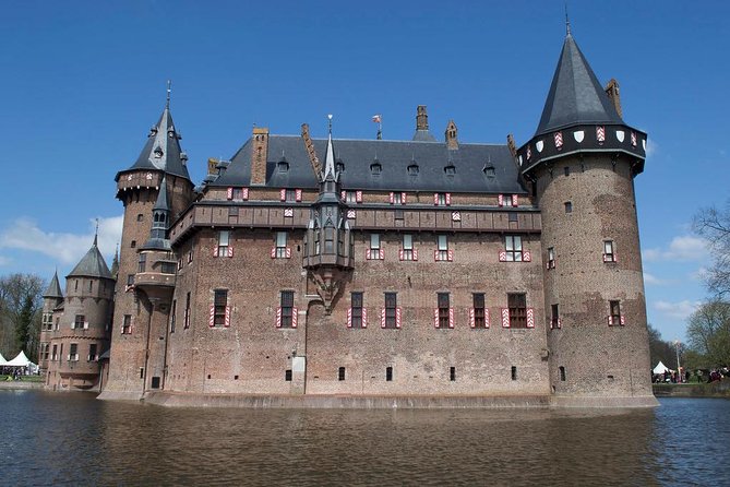 Private day trip to the Dutch castles from Amsterdam - Muiderslot: a 700+ year castle with real medieval grit