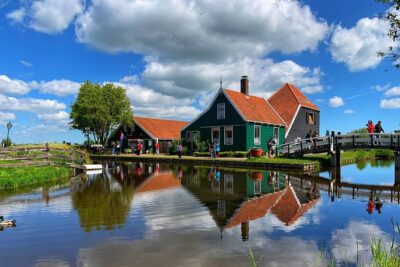 Private Day Trip to Zaanse Schans, Volendam & Marken from Amsterdam - Price and value: what you’re paying for (and what you’re not)