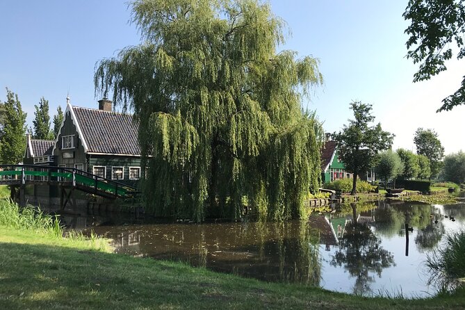 Private Excursion to Zaanse Schans, Edam, Volendam and Marken - Marken: colorful houses and the Netherlands water story
