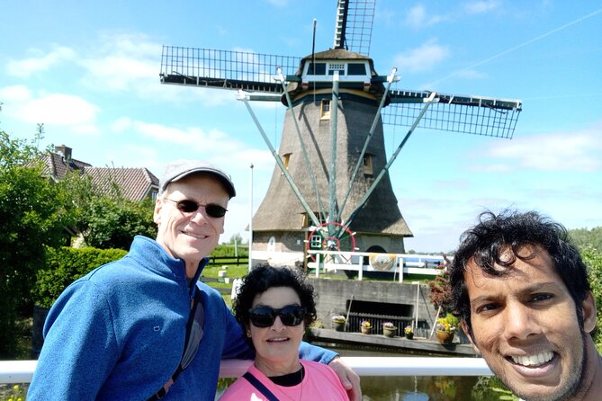 Private Guided City Tour of The Hague & Mauritshuis Museum Entry - Paleistuin and the Royal Stables: a calmer break in the middle of the day