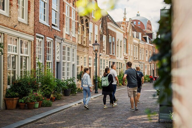Private Guided Daytrip in Rotterdam and Dordrecht - Laurenskerk and Oude Haven: Surviving War and Staying Real