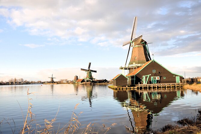 Private Guided Highlights of Holland Tour with Cheese Tasting - Stop 2: Zaanse Schans and the preserved village feeling
