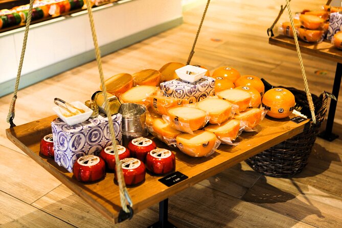 Private Guided Highlights of Holland Tour with Cheese Tasting - Stop 3: the clog workshop at Kooijman Souvenirs & Clogs