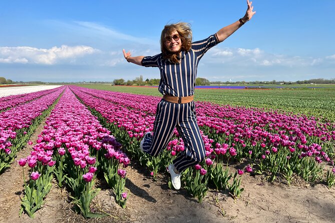 Private Guided Keukenhof Gardens and Zaanse Schans Tour - Molen De Kat: the last paint mill and the best photo climb on the route
