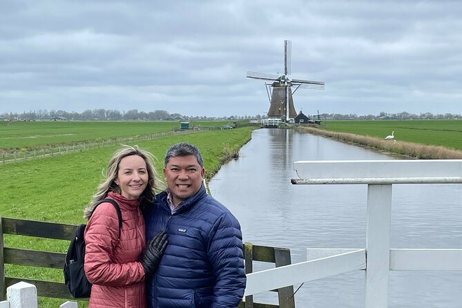Private Guided Tour of Keukenhof Tulip Gardens & Private Windmill - Entering Keukenhof Park: guided highlights, then freedom to roam