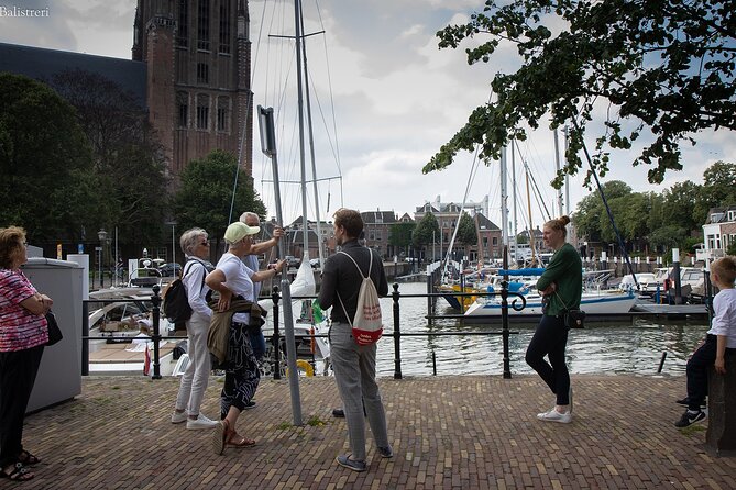 Private Guided Walking Tour Historical Dordrecht - Free city map: using the tour as a launch point