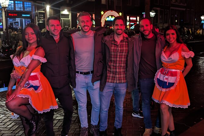 Private Hostess Bar Tour in Amsterdam Red Light District (3h) - Pacing and what to expect from the 3-hour format