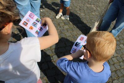Private Kids Tour Amsterdam - Dam Square to the Royal Palace: How Amsterdam Gets Storytelling Fast