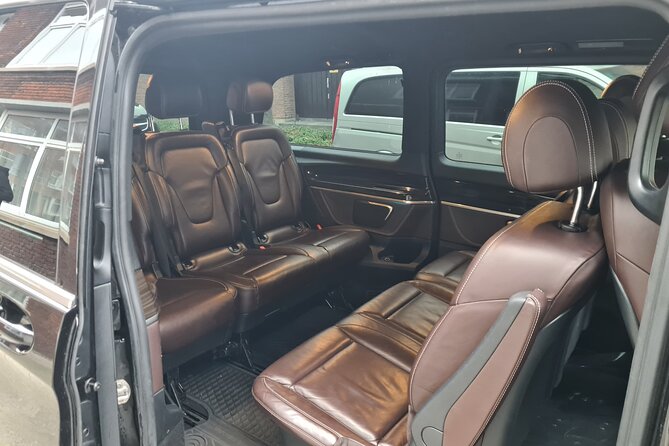 Private Minivan Sightseeing Tour in Amsterdam - The itinerary in human terms: what each stop feels like