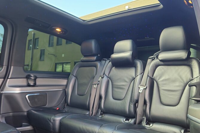 Private Minivan Sightseeing Tour in Amsterdam - Should you book this private Amsterdam minivan tour?