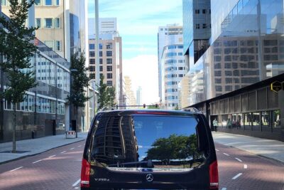 Private Minivan Transfer from Rotterdam - Inside the minivan: comfort for up to 8 with luggage space