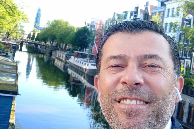 Private Minivan Zaanse Schans and Volendam Tour from Amsterdam - Drivers: why the day feels personal instead of scripted