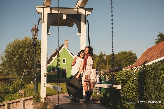 Private Photoshoot in Zaanse Schans with Windmills - Getting There: From Amsterdam to Zaandam Without Drama
