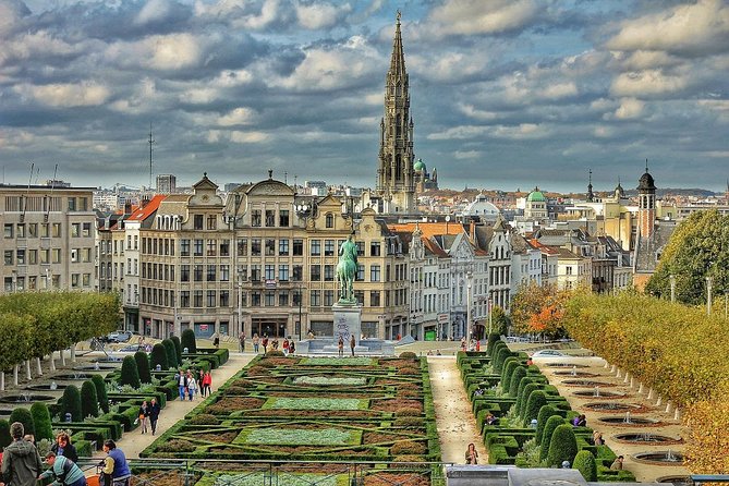 Private Sightseeing tour to Antwerp and Brussels from Amsterdam - The Mercedes ride: comfort, water, and Wi-Fi for a long day