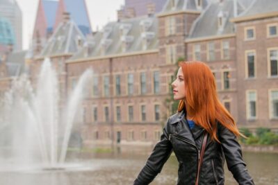 Private Tour in The Hague with a local with food tasting - Meeting at Amsterdam Centraal: start point, mindset, and timing