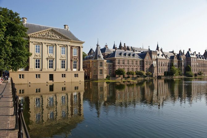 Private Tour: The Hague Walking Tour Including Peace Palace Visitors Center - Start at Den Haag Centraal and build momentum on foot