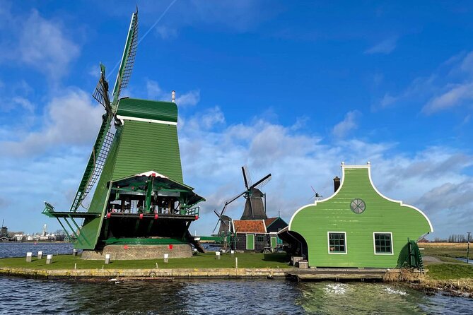 Private Tour to Giethoorn with boat and Zaanse Schans windmills - Food, pace, and comfort on a 10–11 hour day