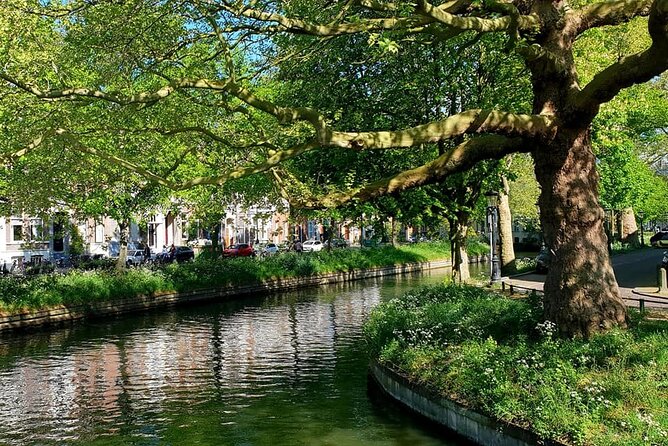 Private tour: Your Own Utrecht - mysteries and treasures - Paushuize: The Pope’s Home, Explained in Plain Terms