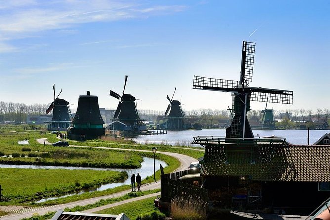 Private Tour Zaanse Schans Windmills and Volendam in Jaguar - Key reasons this private Amsterdam countryside tour scores high