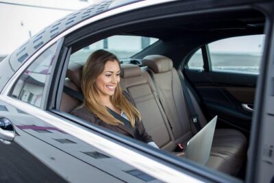 Private Transfer from Amsterdam City to Airport (AMS) - The ride itself: what to expect from a 25-minute private transfer