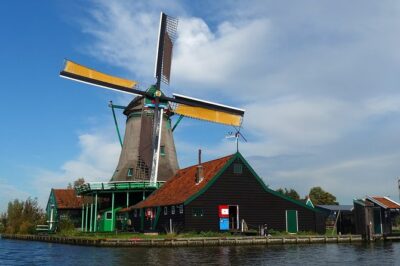 Private Tulip Fields, Windmills and Cheese Tour from Amsterdam - Tulip Experience Amsterdam: From Bulb Stories to the One-Million-Tulip Garden