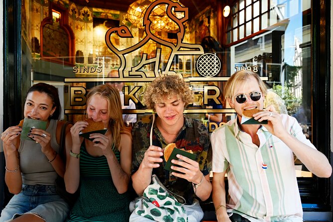Private Utrecht Food Walking Tour with 8 Tastings - Old Town Utrecht: 2,000 years of stories while you walk
