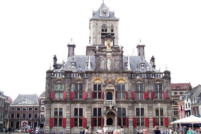 Private Walking Tour: Delft's Royal History and Pottery - City Hall and public power: why civic landmarks matter in Delft