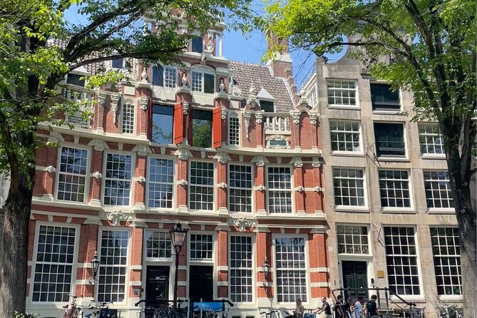 Private Walking Tour of Amsterdam - From the Main Station Feel to Rembrandt’s Footsteps